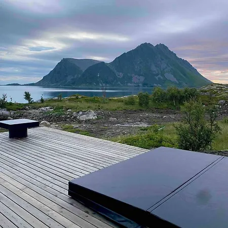別荘 Lyngvaer Signature Lodge - Jacuzzi & Sauna - No 27 Kleppstad