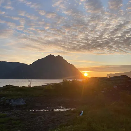 Lyngvaer Signature - Jacuzzi & Sauna - No 27 Kleppstad