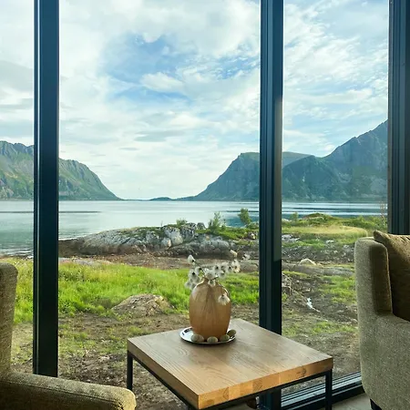 Lyngvaer Signature - Jacuzzi & Sauna - No 27 *