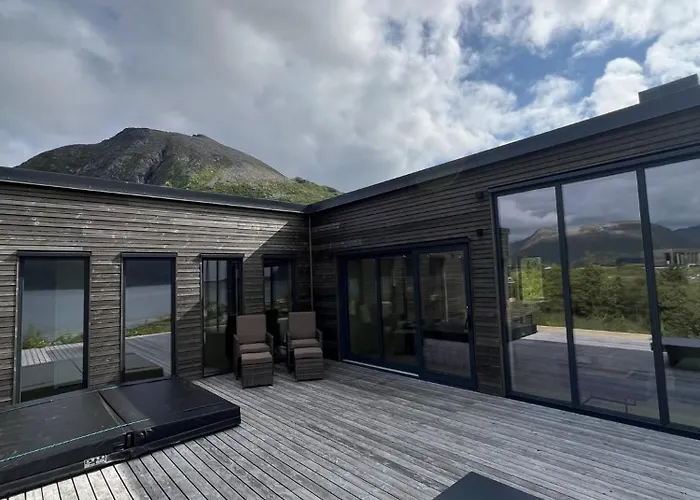 Дом отдыха New At Seaside, Near Henningsvaer Lofoten